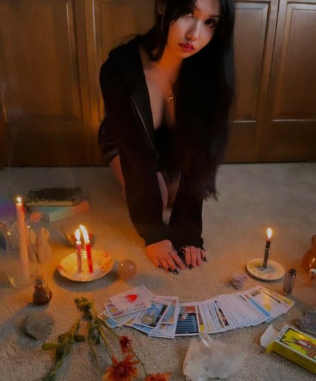 Foto di nudo di fuga di OnlyFans di Moonbaby Asmr