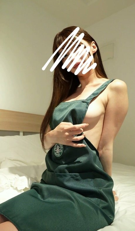 Foto di nudo di fuga di OnlyFans di Yukkuririna