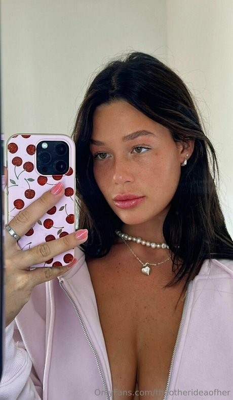 Foto di nudo di fuga di OnlyFans di Theotherideaofher