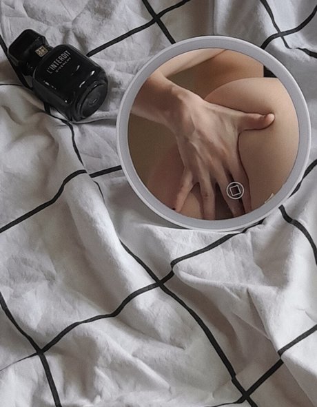 Foto di nudo di fuga di OnlyFans di Julsfuckwilton