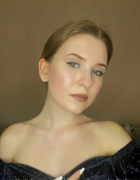 Mollyshugarbabyfree