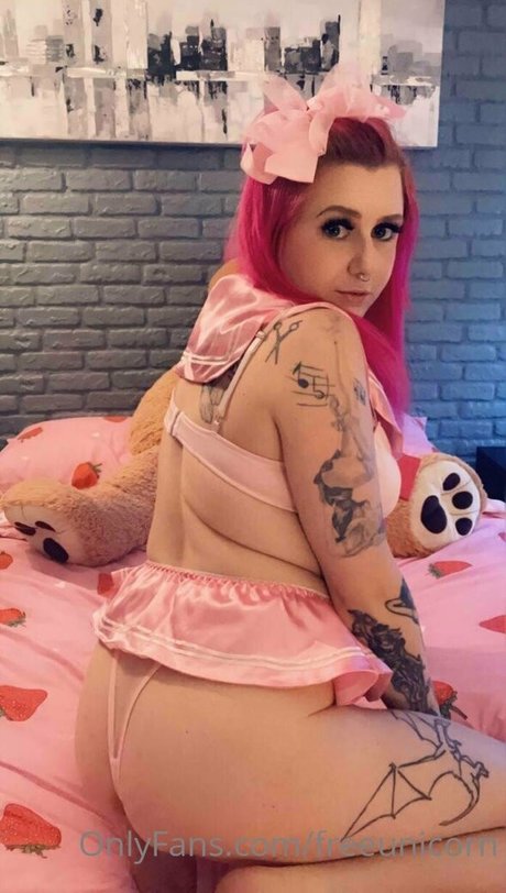 Foto di nudo di fuga di OnlyFans di Climbmickeymountain