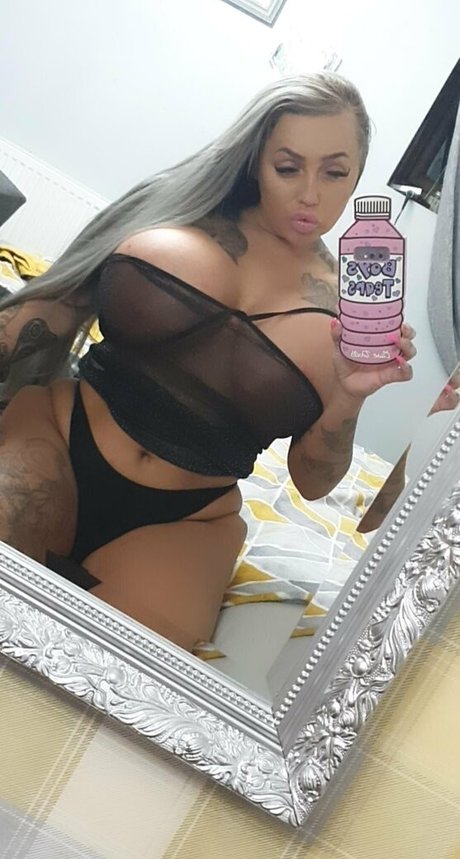 Bigbustyblondeuk