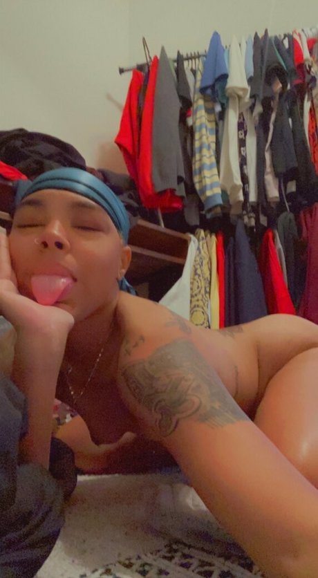 Foto di nudo di fuga di OnlyFans di Chiidawn