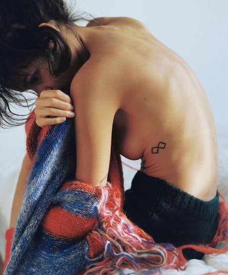 Foto di nudo di fuga di OnlyFans di Gabrielle Rul