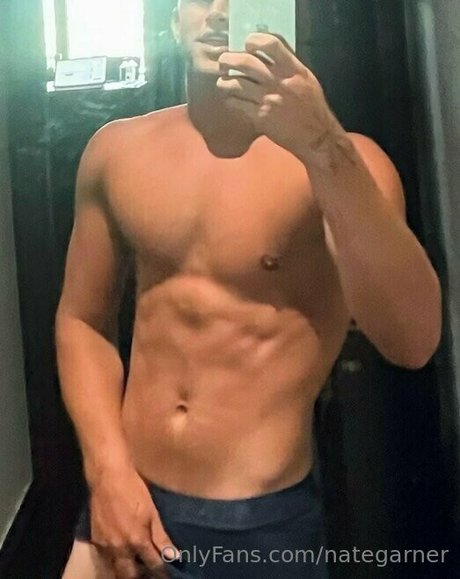 Foto di nudo di fuga di OnlyFans di Nategarner