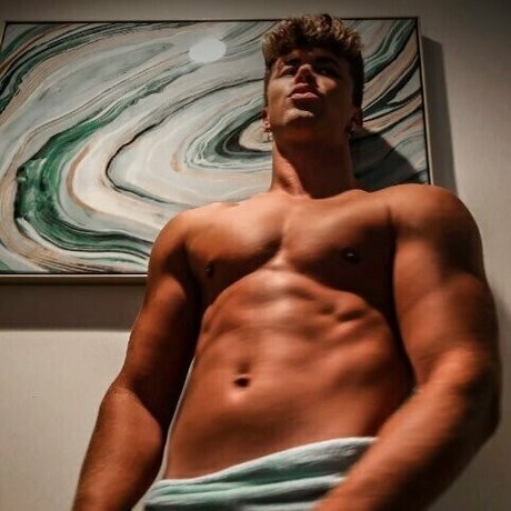 Foto di nudo di fuga di OnlyFans di Nategarner