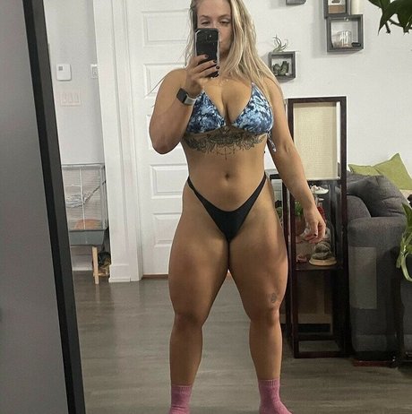 Foto di nudo di fuga di OnlyFans di Kelsaay