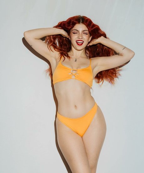 Foto di nudo di fuga di OnlyFans di Lorena Visan