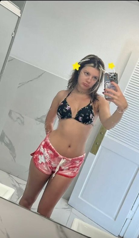 Foto di nudo di fuga di OnlyFans di Sabrina Fuentes