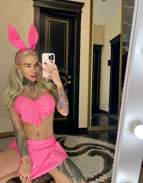 Foto di nudo di fuga di OnlyFans di Miafoxybae