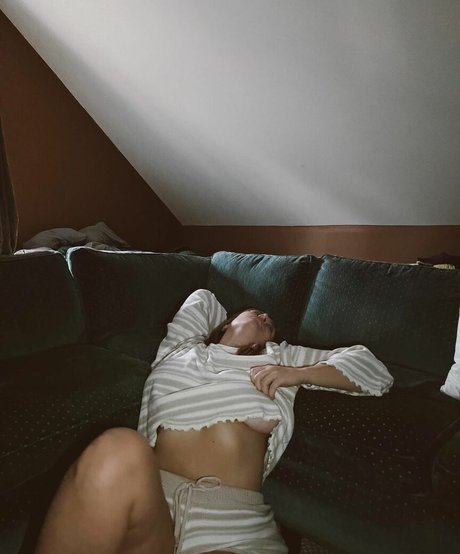 Foto di nudo di fuga di OnlyFans di Baaabyc