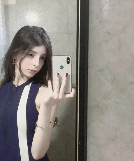 Foto di nudo di fuga di OnlyFans di Imskitty