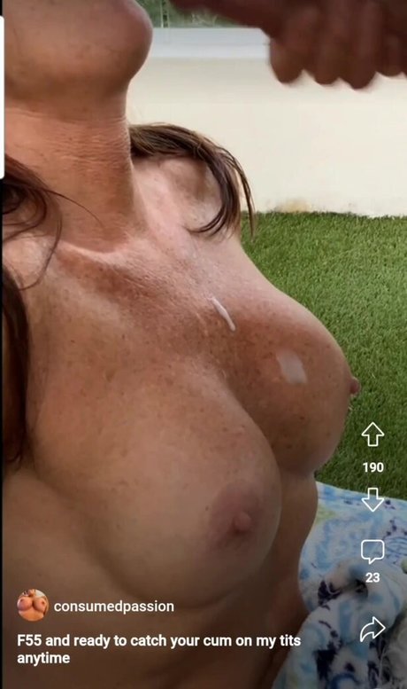 Foto di nudo di fuga di OnlyFans di Consumedpassion