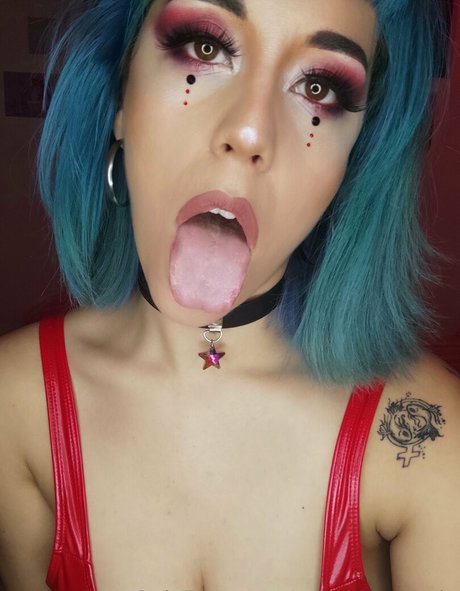 Foto di nudo di fuga di OnlyFans di Queencronopia
