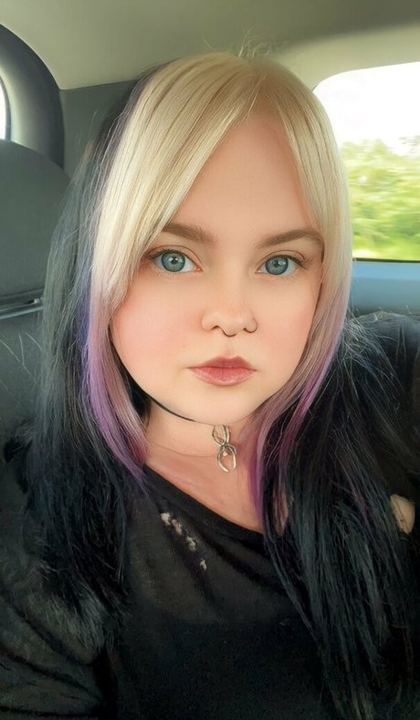 Tinymortician89