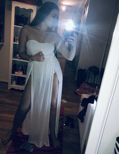 Foto di nudo di fuga di OnlyFans di Elize Ryd