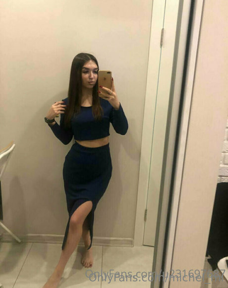 Foto di nudo di fuga di OnlyFans di Dollyreed