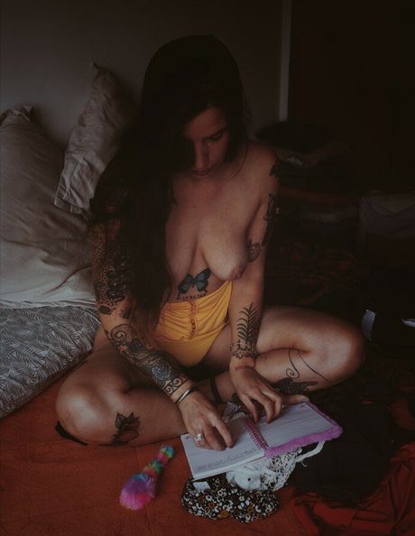 Foto di nudo di fuga di OnlyFans di Islowmotion