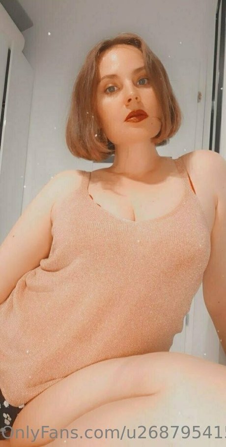 Foto di nudo di fuga di OnlyFans di Lustymommy