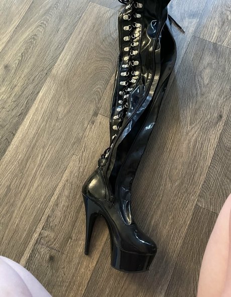 Foto di nudo di fuga di OnlyFans di Ginwoodsx