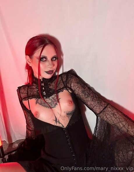 Foto di nudo di fuga di OnlyFans di Marynixxxvip