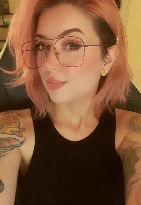 Foto di nudo di fuga di OnlyFans di Sooshi