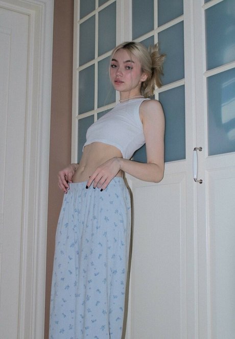 Foto di nudo di fuga di OnlyFans di Adelewilson