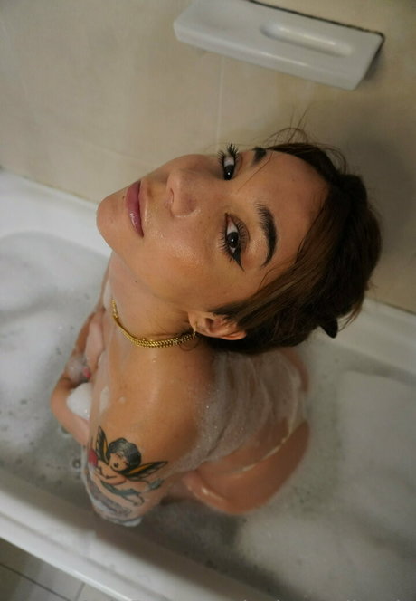 Foto di nudo di fuga di OnlyFans di Lucianamilessix