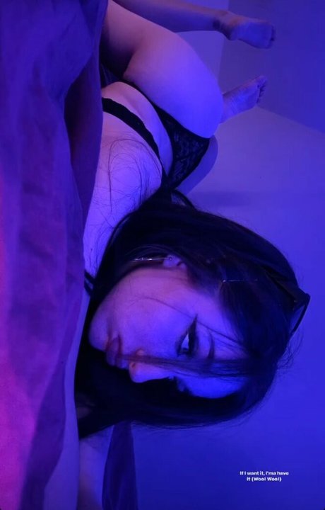 Foto di nudo di fuga di OnlyFans di Luna Foster