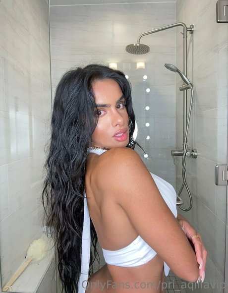Foto di nudo di fuga di OnlyFans di Priscilla Aqilla