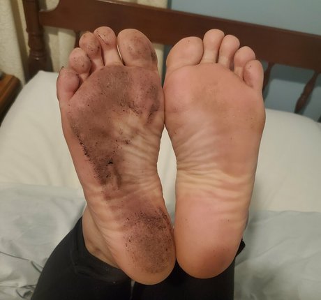 Foto di nudo di fuga di OnlyFans di Missfeetstinkvip