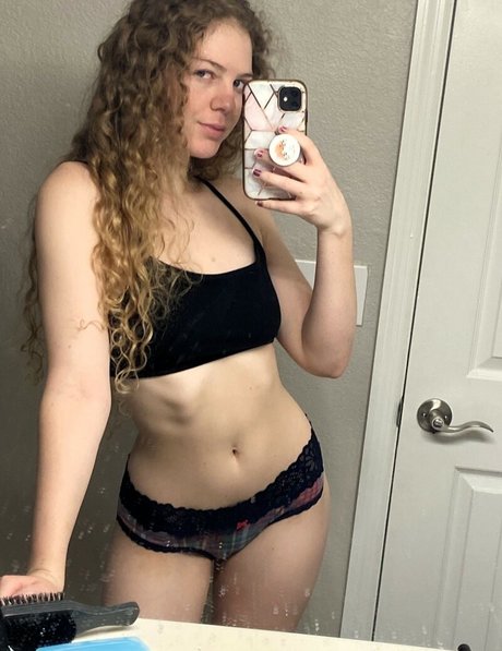 Foto di nudo di fuga di OnlyFans di Audrey Bell