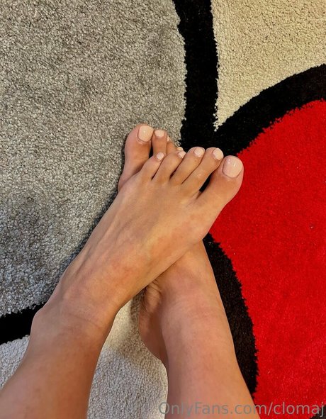 Foto di nudo di fuga di OnlyFans di Clomaj