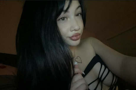 Foto di nudo di fuga di OnlyFans di Babispiceee