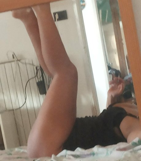 Foto di nudo di fuga di OnlyFans di Sweetnoemielena