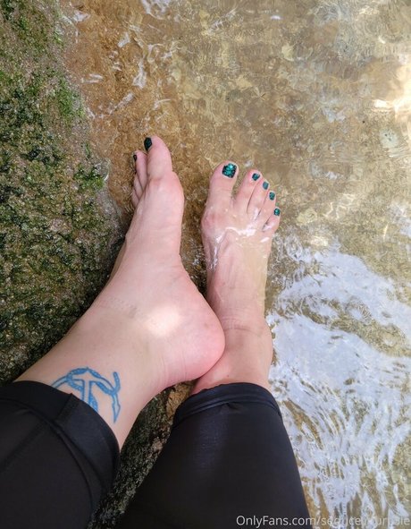 Foto di nudo di fuga di OnlyFans di Seduceyoursole
