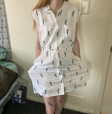 Foto di nudo di fuga di OnlyFans di Leahtheprincess