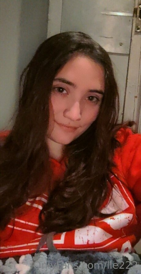 Foto di nudo di fuga di OnlyFans di Lle222