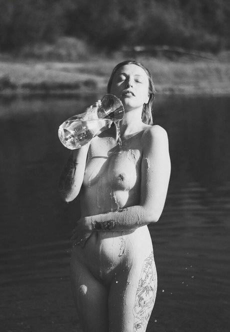 Foto di nudo di fuga di OnlyFans di Katereenkis
