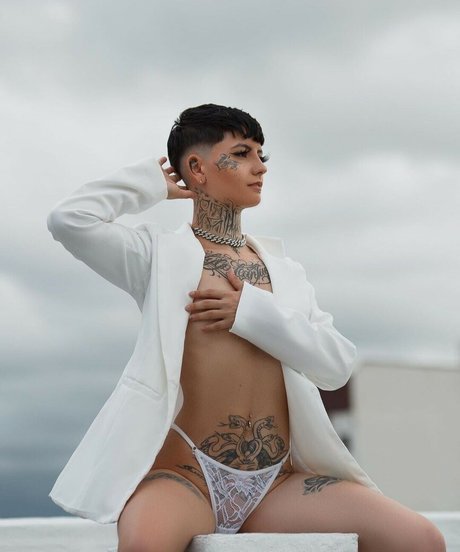 Foto di nudo di fuga di OnlyFans di Nadypxt