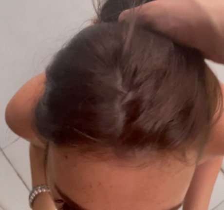 Foto di nudo di fuga di OnlyFans di Brizzysemen