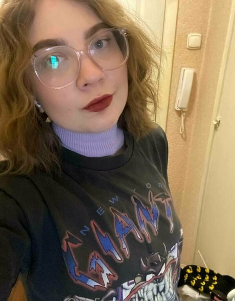 Foto di nudo di fuga di OnlyFans di Valiawixx