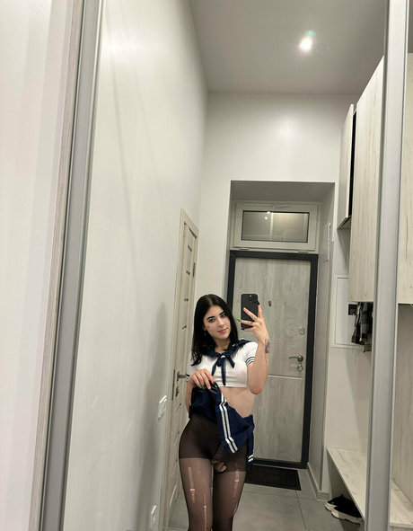 Foto di nudo di fuga di OnlyFans di Himikotogaaa