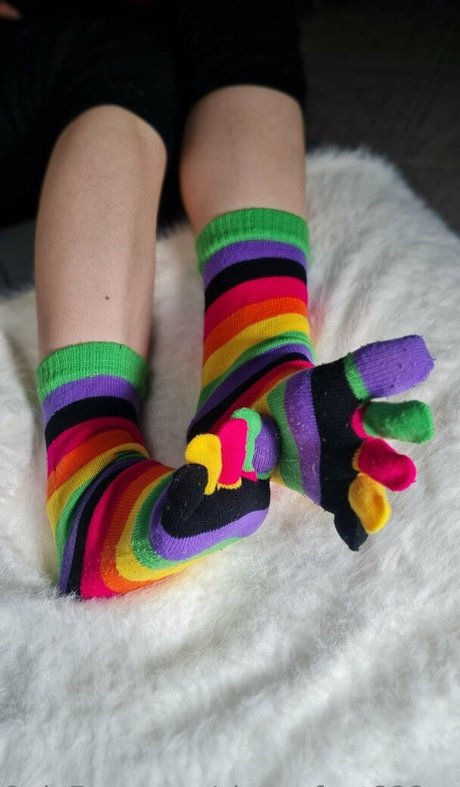 Foto di nudo di fuga di OnlyFans di Sistersfeet822casual