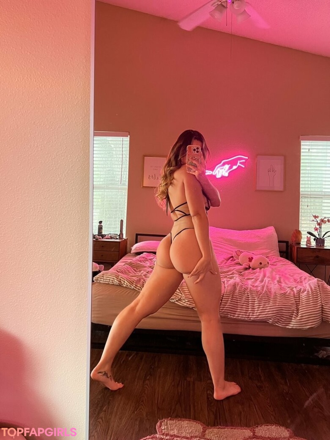 Foto di nudo di fuga di OnlyFans di Laurentheworm #20 Foto di nudo di fuga di OnlyFans di Laurentheworm #20