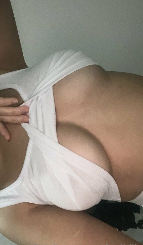 Foto di nudo di fuga di OnlyFans di Afroditlily