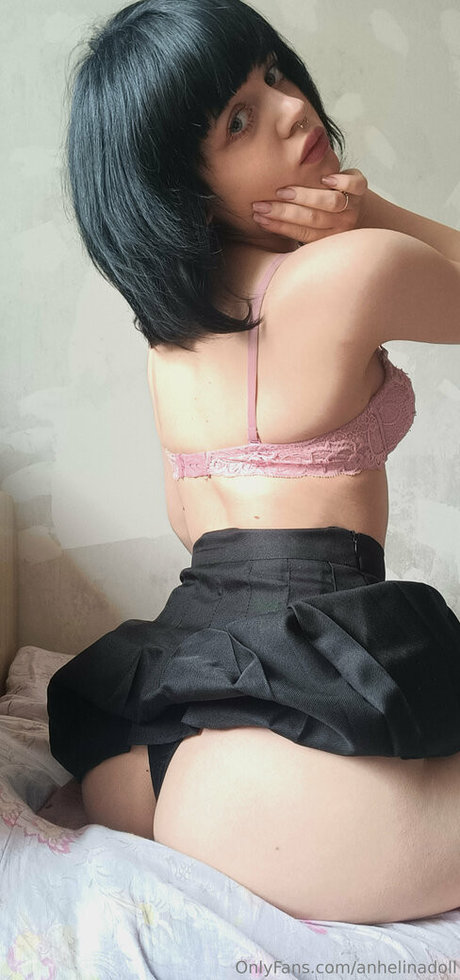 Foto di nudo di fuga di OnlyFans di Anhelinadoll