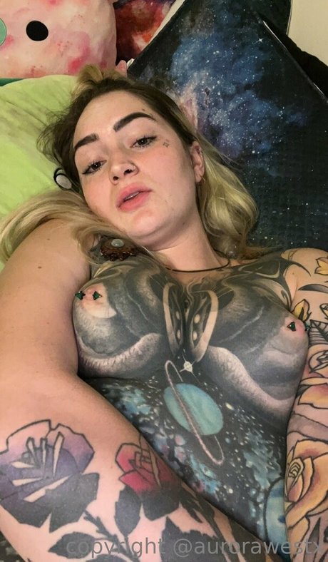 Foto di nudo di fuga di OnlyFans di Aurorawestx