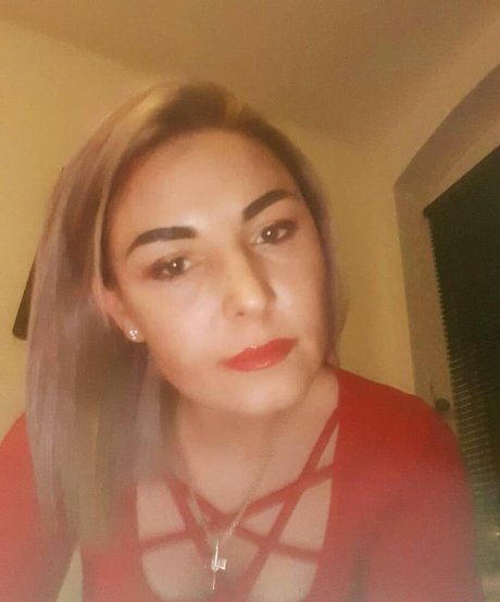 Foto di nudo di fuga di OnlyFans di Beatka